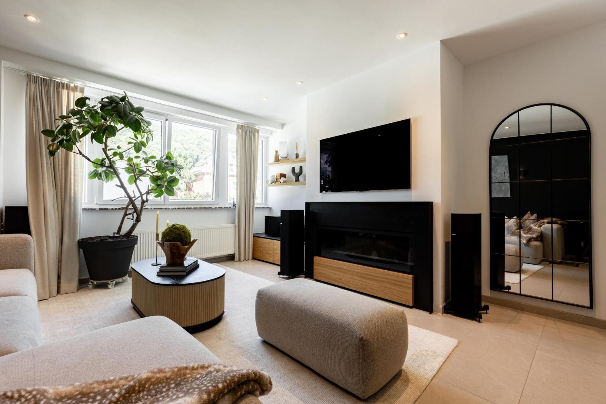 The Edgewater Suites - Park View Namur Ngoại thất bức ảnh